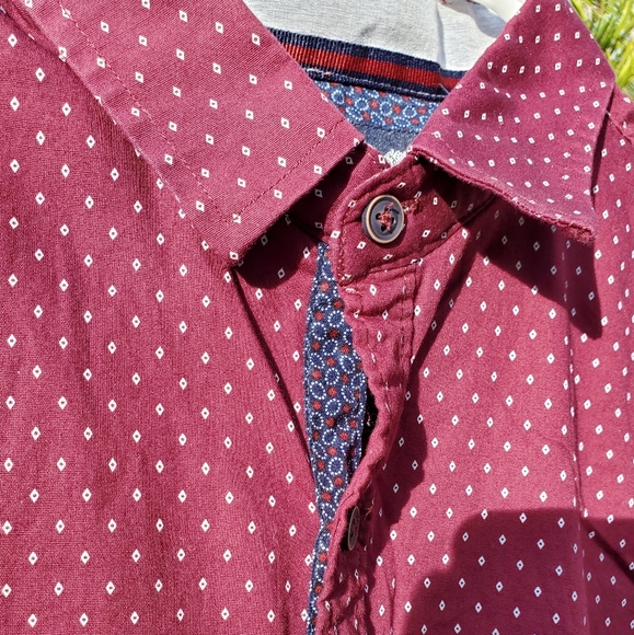 Medium Craft Flow Button Up Shirt (Red) - Picture 2 of 3